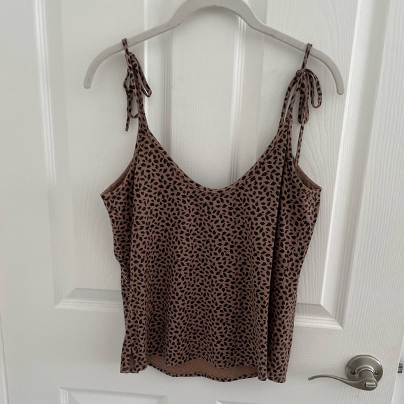 Abercrombie and Fitch printed tank - Picture 5 of 9